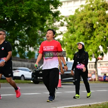 Runner Photo 4035361