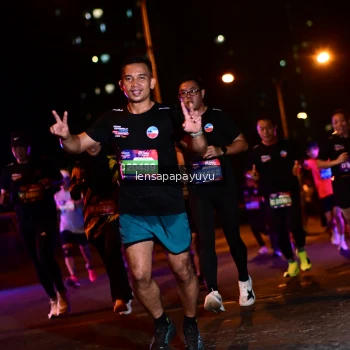 Runner Photo 4035368