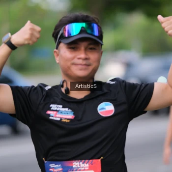 Runner Photo 4035370