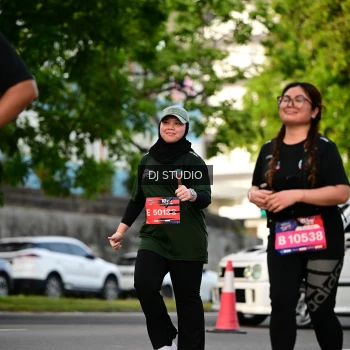 Runner Photo 4035406