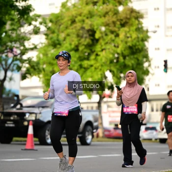 Runner Photo 4035447