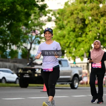 Runner Photo 4035456