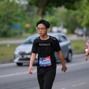 Runner Photo 4035467