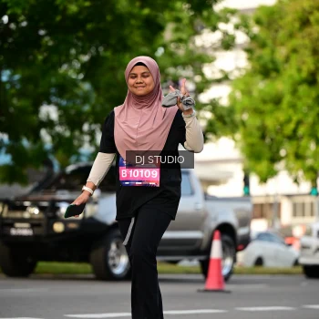 Runner Photo 4035487