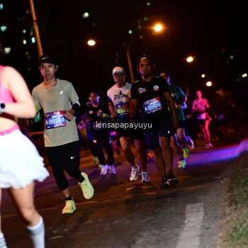 Runner Photo 4035605