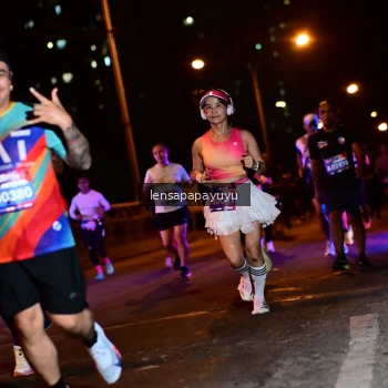 Runner Photo 4035612