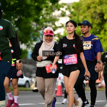 Runner Photo 4035615