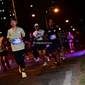 Runner Photo 4035635