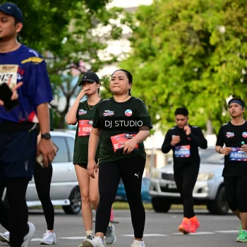 Runner Photo 4035647