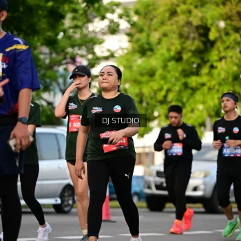 Runner Photo 4035657