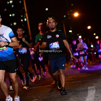 Runner Photo 4035658