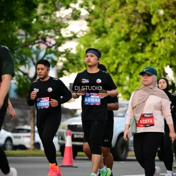 Runner Photo 4035670