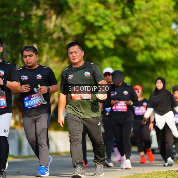 Runner Photo 4035679