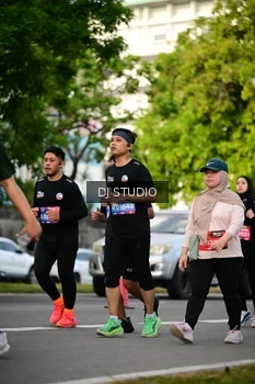Runner Photo 4035681