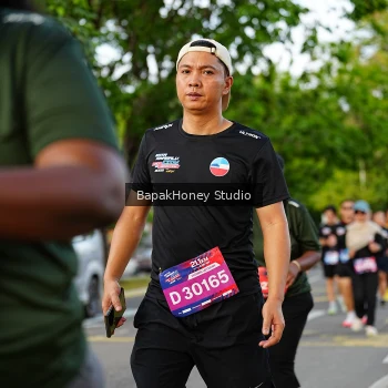 Runner Photo 4035705