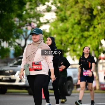 Runner Photo 4035706