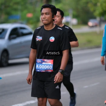 Runner Photo 4035708
