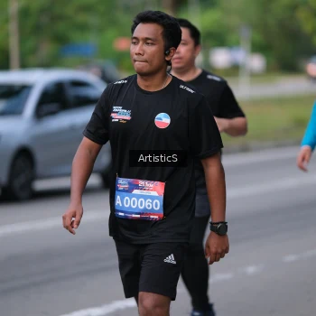 Runner Photo 4035725