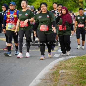 Runner Photo 4035749