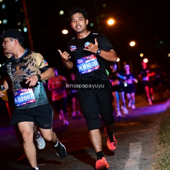 Runner Photo 4035770
