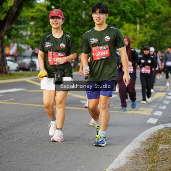 Runner Photo 4035785