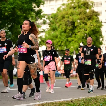 Runner Photo 4035788