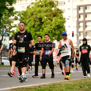 Runner Photo 4035797