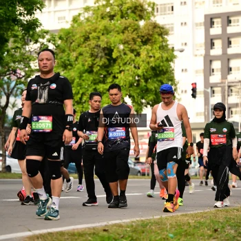 Runner Photo 4035798