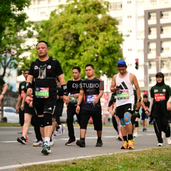 Runner Photo 4035810