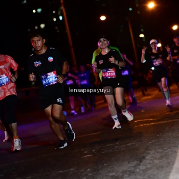 Runner Photo 4035843