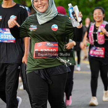 Runner Photo 4035857