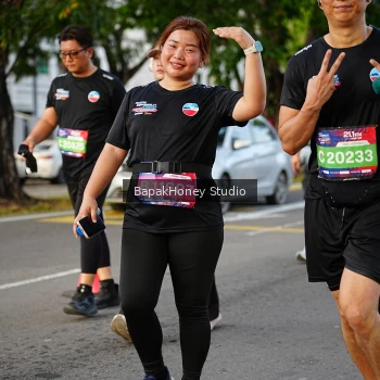 Runner Photo 4035873