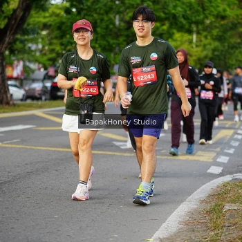 Runner Photo 4035878