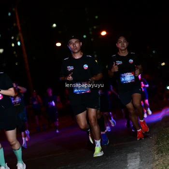 Runner Photo 4035901