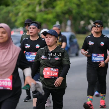 Runner Photo 4035910