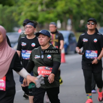 Runner Photo 4035924