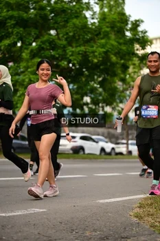 Runner Photo 4035952