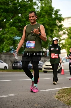 Runner Photo 4035973