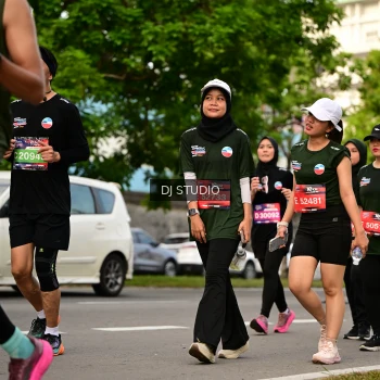 Runner Photo 4035983