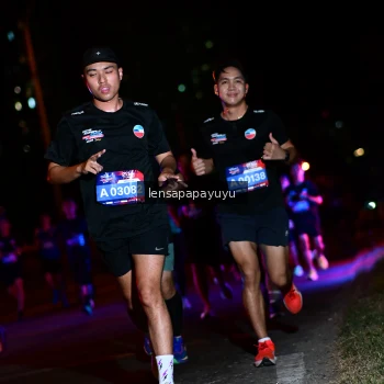 Runner Photo 4035987