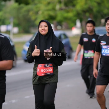 Runner Photo 4035993