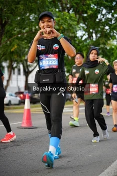 Runner Photo 4036013