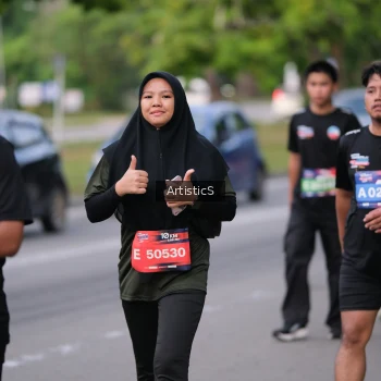 Runner Photo 4036019