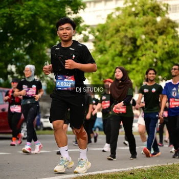 Runner Photo 4036034