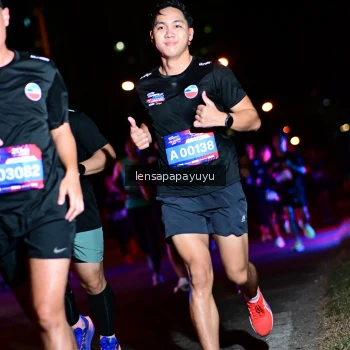 Runner Photo 4036055