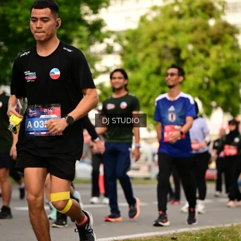 Runner Photo 4036065