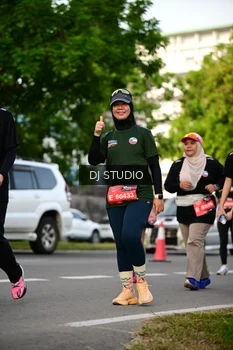 Runner Photo 4036066