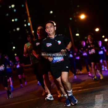 Runner Photo 4036070