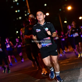 Runner Photo 4036072