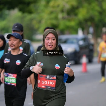 Runner Photo 4036095
